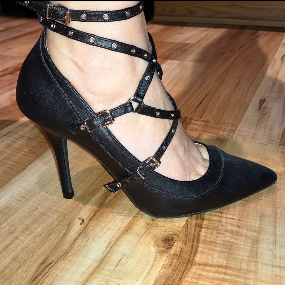 Women Black Heels 8